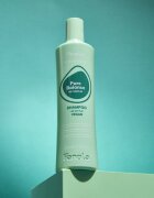 Fanola Vitamins Pure Balance Shampoo sampon pentru curatare pentru par gras si cu matreata 350 ml