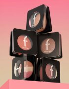 flormar Blush-On Baked blush cu efect iluminator culoare 043 Golden Peach 4 g