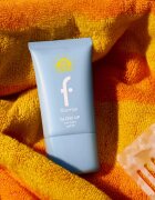 flormar Glow Up Sun Base SPF 50 baza hidratantă de machiaj pentru o piele mai luminoasa SPF 50 40 ml