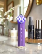 FOREO FAQ™ 401 dispozitiv dual de tonifiere cu microcurenți și LED 1 buc