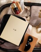 FOREO FAQ™ LED Panel Protective Sleeve husă de protecție căptușită pentru panoul LED de la brandul FAQ 1 buc