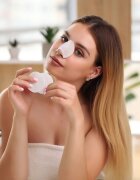 FOREO KIWI™ Pore Minimizing Toner Pads dischete de tonifiere pentru minimizarea porilor 60 buc