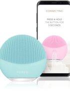FOREO LUNA™ 3 Mini dispozitiv sonic de curățare Mint 1 buc