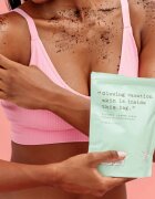 Frank Body Coffee Scrub exfoliant pentru corp 200 g