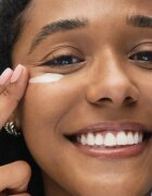 fresh Black Tea Age Renewal Eye Concentrate crema pentru ochi cu efect de reintinerire 15 ml