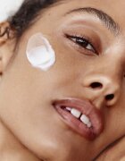 fresh Vitamin Nectar Moisture Glow Face Cream crema hidratanta cu efect iluminator cu vitamine 50 ml