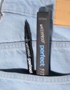 Gabriella Salvete Perfect Fit Waterproof dermatograf rezistent la apă culoare Black 0.6 ml