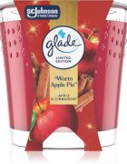 Glade Warm Apple Pie lumânare parfumată 112 g