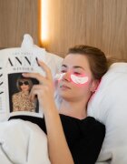 GLOV LunaEye Therapy Patches mască de tratament cu LED impotriva pungilor de sub ochi 1 buc