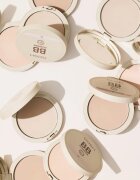 GOSH COPENHAGEN BB pudra matuire culoare 06 Warm Beige 6.5 g