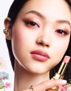 GUERLAIN KissKiss Bee Glow balsam de buze hidratant culoare 389 Pearly Peach 3.2 g