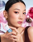 GUERLAIN KissKiss Bee Glow Plump luciu de buze pentru un volum suplimentar culoare 200 Cool Glow 9.5 ml
