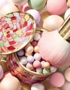 GUERLAIN Météorites Powder Brush pensula pentru aplicarea pudrei 1 buc