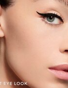 GUERLAIN Noir G Graphic Liner tuș lichid pentru ochi tip cariocă impermeabil culoare 01 Black 055 ml