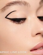 GUERLAIN Noir G Graphic Liner tuș lichid pentru ochi tip cariocă impermeabil culoare 01 Black 055 ml
