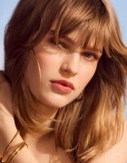 GUERLAIN Terracotta Le Teint Glow make-up lichid stralucitor pentru un look natural culoare 0N Neutral 35 ml