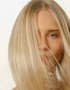Hair Rituel by Sisley Blonde White & Grey Beautifying Hair Care Mask Masca de par neutralizarea subtonurilor de alamă 200 ml