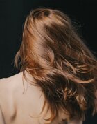 Hair Rituel by Sisley Revitalizing Smoothing Shampoo with Macadamia oil sampon pentru indreptarea parului pentru toate tipurile de păr s makadamovým o