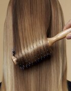 Hair Rituel by Sisley The Blow Dry Brush N°2 perie rotundă pentru par cu efect de netezire 1 buc
