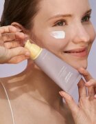 Haruharu Wonder Black Rice Pure Mineral Relief Daily Sunscreen cremă minerală de protecție cu efect calmant SPF 50+ 50 ml