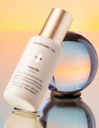 Health Labs Care Glow On Body Exfoliating Serum ler pentru corp cu efect de exfoliere 100 ml