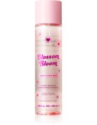 I Heart Revolution Blossom Bloom spray parfumat pentru corp și păr pentru femei culoare Cherry Blossom & Pomegranate 236 ml