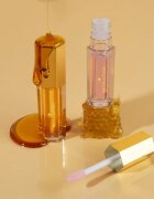 I Heart Revolution Honey Bear ulei nuanțator pentru buze pentru hidratare si stralucire culoare Rose 4 ml