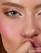 ICONIC London Blurring Blush Stick blush mat cremos culoare Daiquiri 6 buc