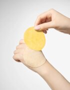 innisfree Green Tea Vitamin C Brightening Toner Pads dischete de tonifiere pentru luminozitate si hidratare 60 buc