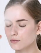 Institut Esthederm Cellular Water Mist ceață de piele hidratantă și energizantă pentru corp cu apă celulară 200 ml