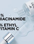 IT Cosmetics Bye Bye Dark Spots ser iluminator pentru corectia petelor de pigment cu niacinamidă pentru femei 30 ml
