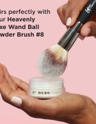 IT Cosmetics Bye Bye Pores Poreless Finish Loose Setting Powder stralucire pulbere vrac pentru o nota de catifea pentru piele culoare Translucent 6.8