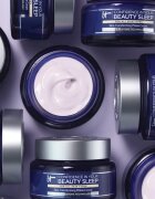 IT Cosmetics Confidence In Your Beauty Sleep crema de noapte pentru intinerire si netezie a pielii 60 ml