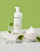 iUnik Centella demachiant spumant delicat pentru piele sensibilă 150 ml