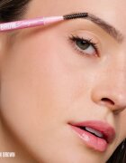 Jeffree Star Cosmetics Brow Designer Pencil creion sprâncene precise culoare Ginger 0.15 g