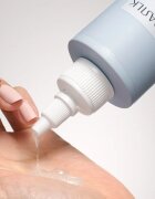 KERASILK Specialists Exfoliating Scalp & Hair Treatment tratament pre-sampon cu efect de exfoliere 200 ml
