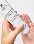Kiehl's Dermatologist Solutions Clearly Corrective Brightening & Exfoliating Daily Cleanser gel de curățare cu efect de iluminare pentru toate tipuri