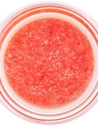 Killer Lips Prep Talk Lip Scrub Strawberry Exfoliant pentru buze 16 g