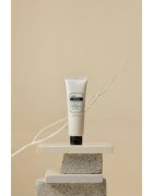 Klairs Gentle Black Facial Cleanser gel de curățare blând pentru piele sensibilă 140 ml