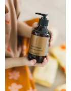 Kolorky Hand Cream crema de maini Woody Amber & Leather 270 ml