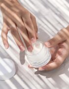 Korres Smart Yoghurt™ Probiotic Intense Cream crema intens hidratanta cu probiotice 40 ml