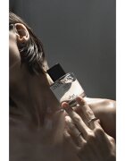 KUNDAL Objet Satin Glow Body Oil ulei de corp hranitor pentru hidratare intensa cu parfum Linen Water 100 ml