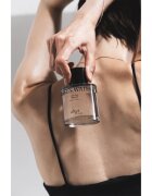 KUNDAL Objet Satin Glow Body Oil ulei de corp hranitor pentru hidratare intensa cu parfum Linen Water 100 ml