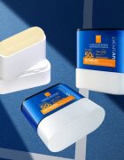La Roche-Posay Anthelios UV Sport Pro-Resistance Stick Protectie solara cu factor foarte mare rezistenta la apa pentru sportivi stick SPF 50+ 8 g