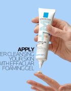 La Roche-Posay Effaclar DUO+M Unifiant crema tonica iluminatoare cu efect de hidratare culoare Light 40 ml