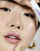 Labello Glowy Lips Balsam de buze hidratant cu acid hialuronic 10 ml