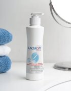 Lactacyd Pharma emulsie pentru igiena intima with Prebiotic 250 ml