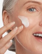 LANCER GRAVITY DEFYING Moisturiser cremă de zi cu efect de fermitate și de lifting 50 ml