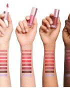 Lancôme Lip Idôle CuddleBlur™ Matte Velvet Lip Cream balsam de buze cu efect de umplere cu efect matifiant culoare 23 Cozy Berry 8.5 ml