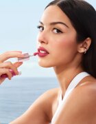 Lancôme Lip Idôle CuddleBlur™ Matte Velvet Lip Cream balsam de buze cu efect de umplere cu efect matifiant culoare 23 Cozy Berry 8.5 ml